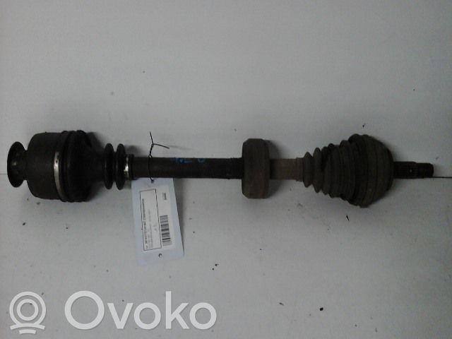 Renault Clio I Półoś przednia 