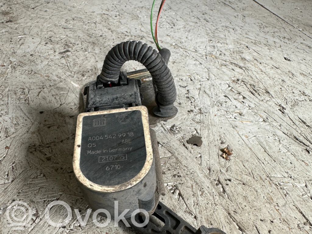 Mercedes-Benz CLS C218 X218 Air suspension front height level sensor 