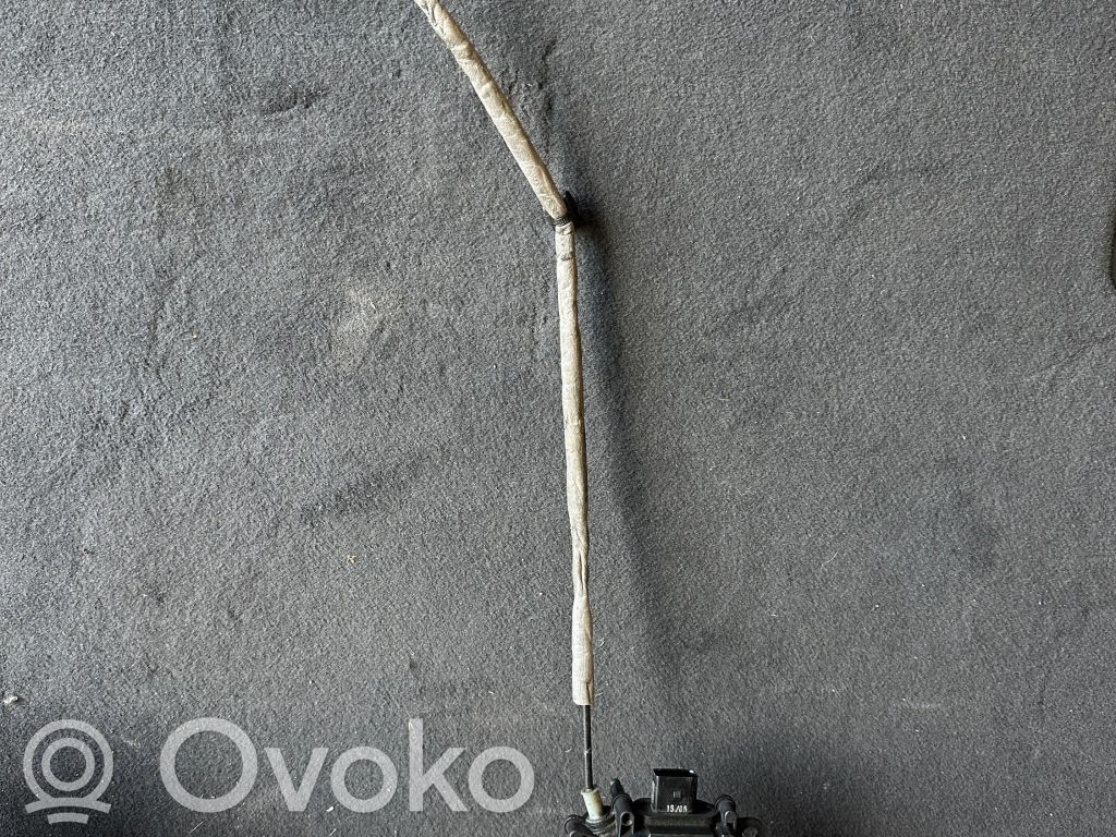 Land Rover Range Rover L405 Siłownik elektryczny podnoszenia klapy tylnej / bagażnika 