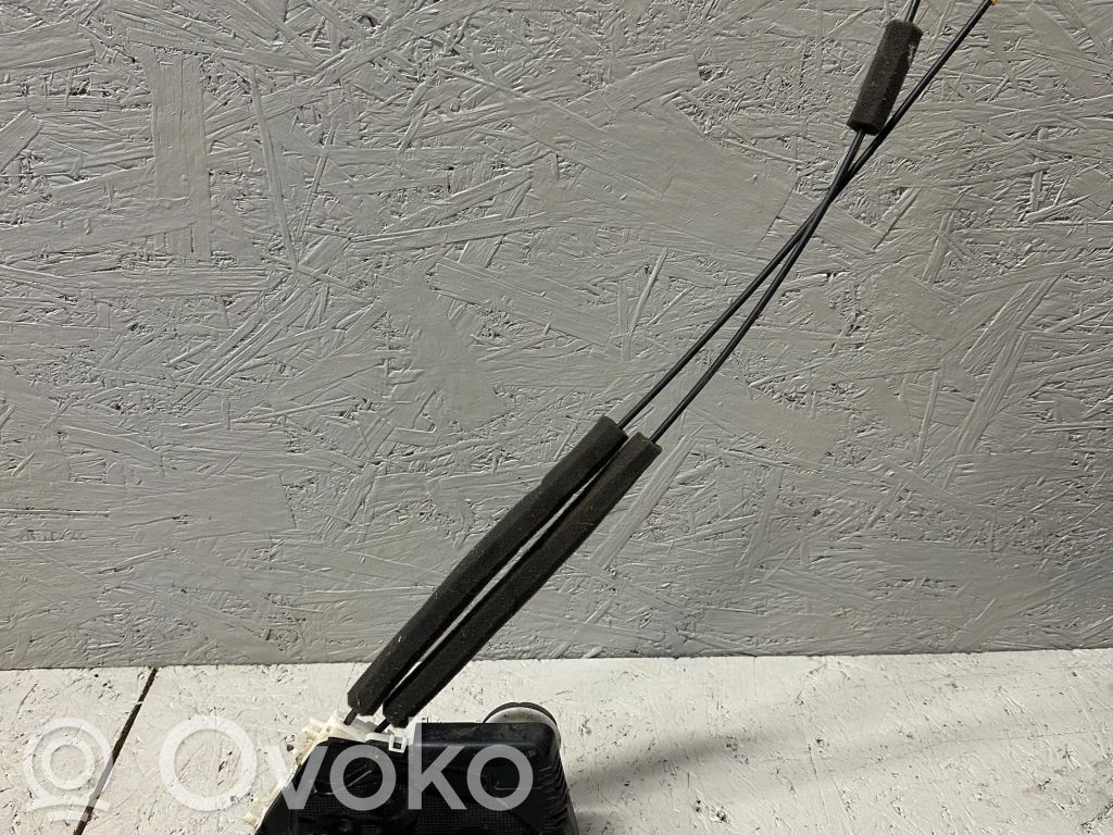 Subaru Forester SK Front door lock 