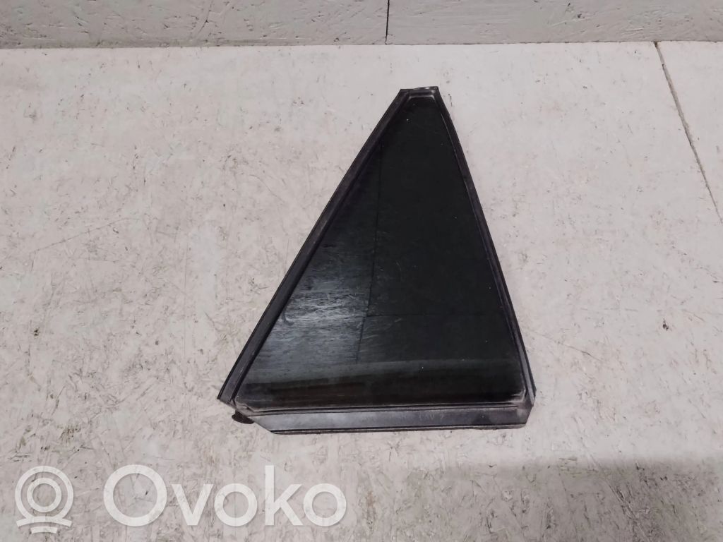 Subaru Outback (BS) Ventanilla de ventilación de la puerta trasera 