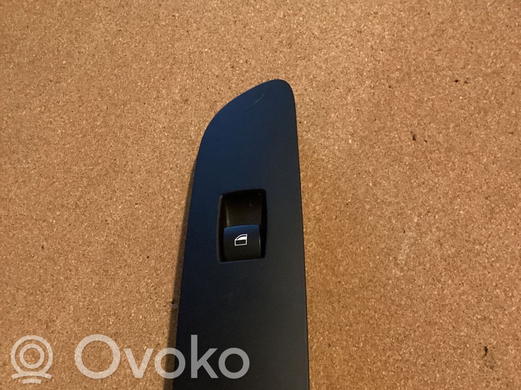 BMW 1 E81 E87 Electric window control switch 