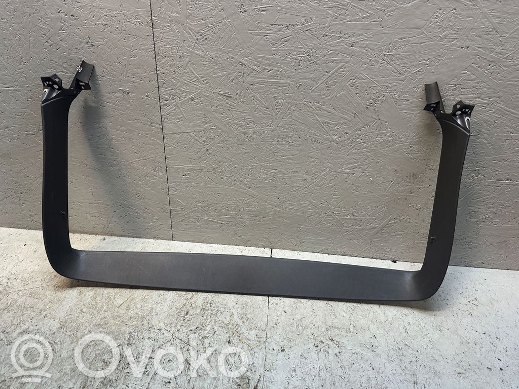 Tailgate trim   95B867973B,40E0011G