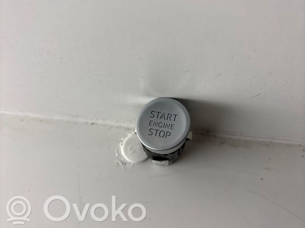 Audi A3 8Y Automobilio užvedimo jungtukas 