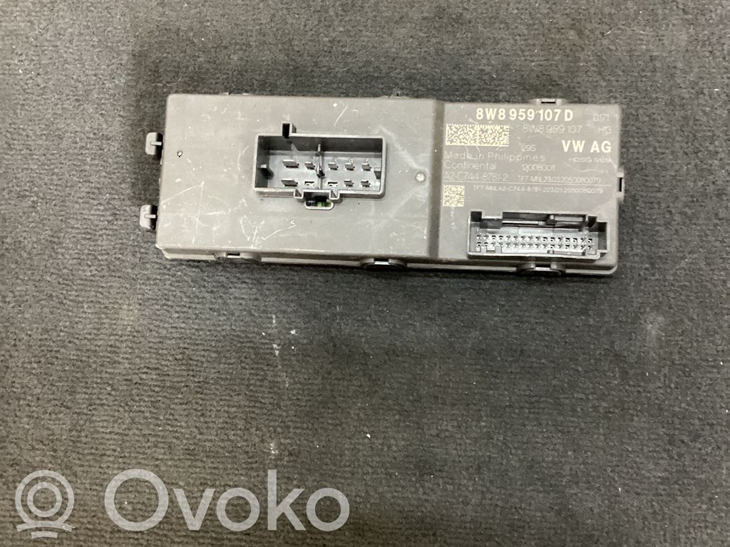 Audi e-tron Tailgate/trunk control unit/module 