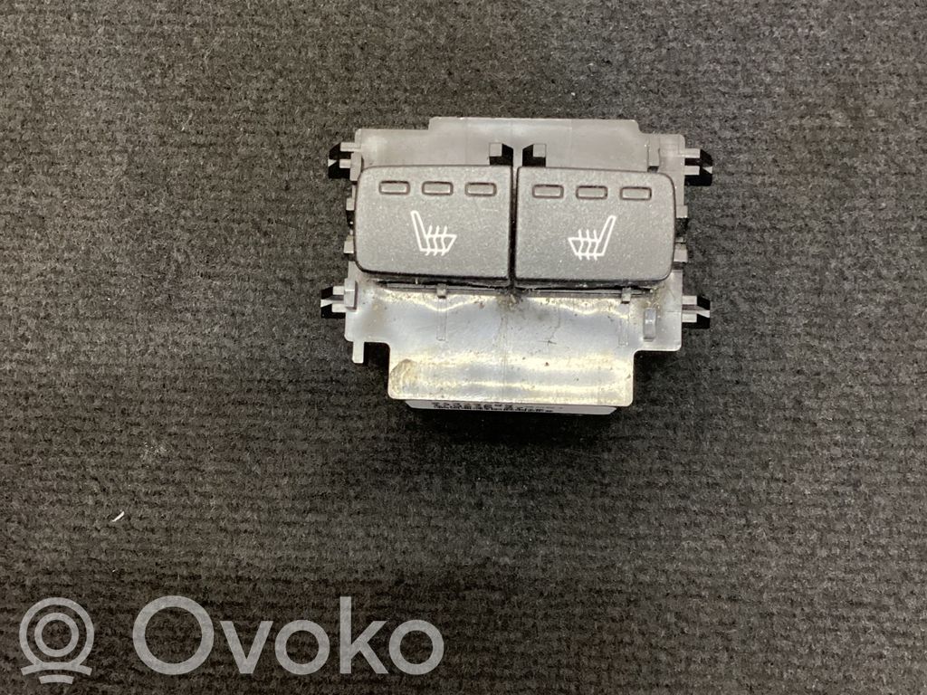 Volvo XC90 Przełączniki podgrzewania foteli 