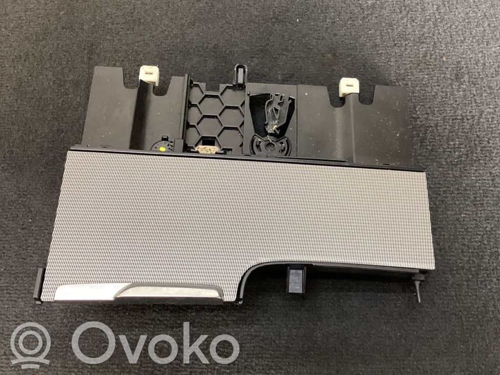 Volvo XC60 Ashtray (front) 