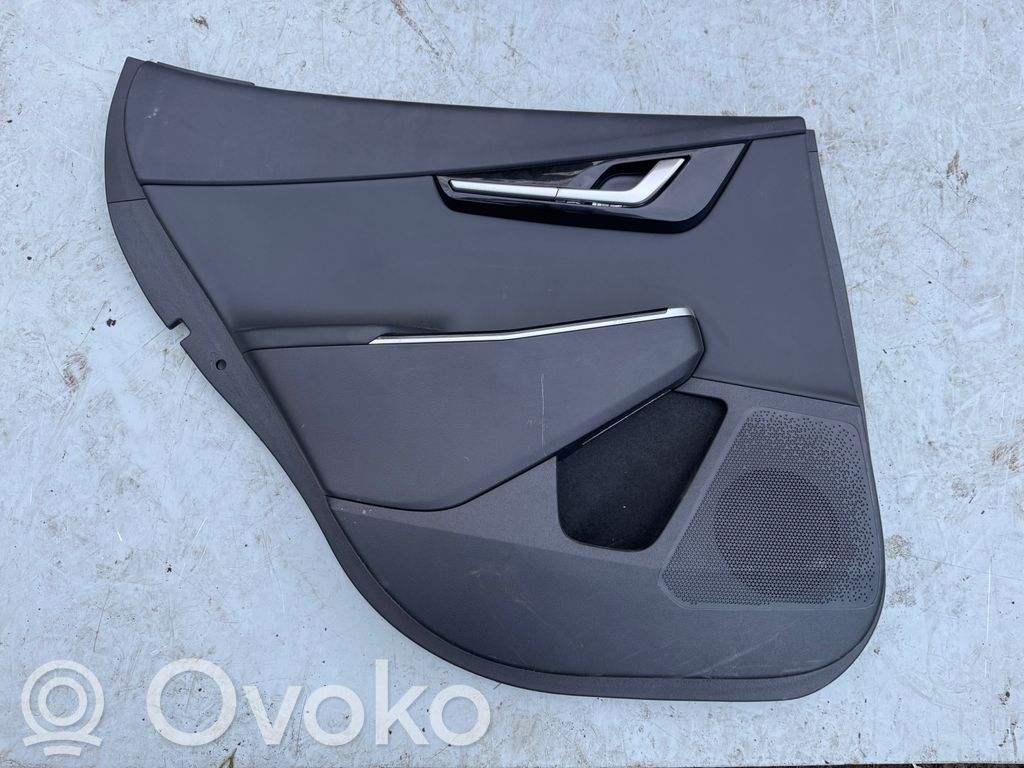 KIA EV6 Moldura del tarjetero de la puerta trasera 