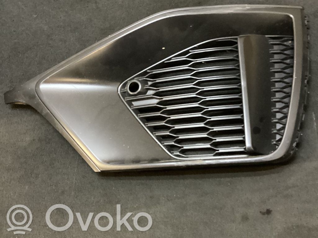 Audi Q8 Kratka dolna zderzaka przedniego 