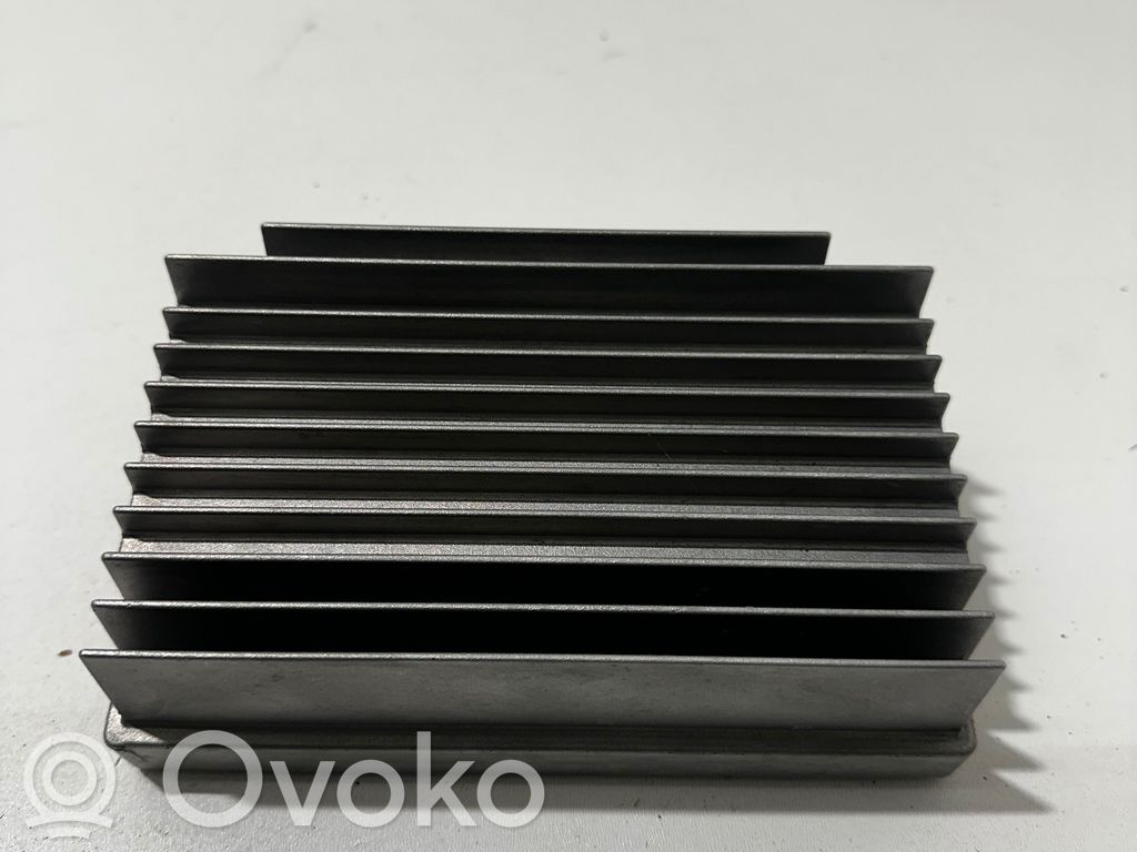BMW 1 F20 F21 Wzmacniacz audio 