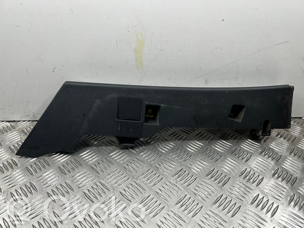 Volvo V50 Kita salono detalė 
