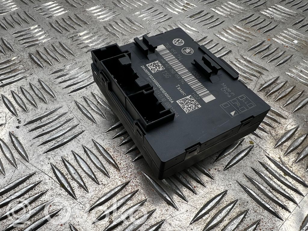 Skoda Superb B6 (3T) Door control unit/module 