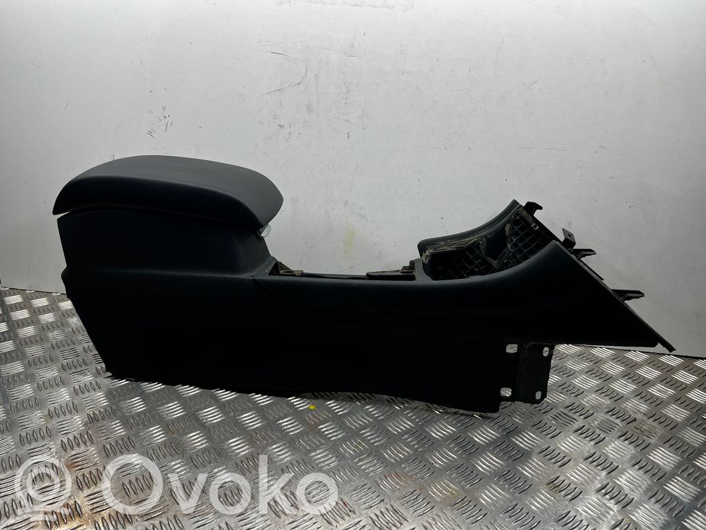 Ford Mondeo MK IV Reposabrazos 