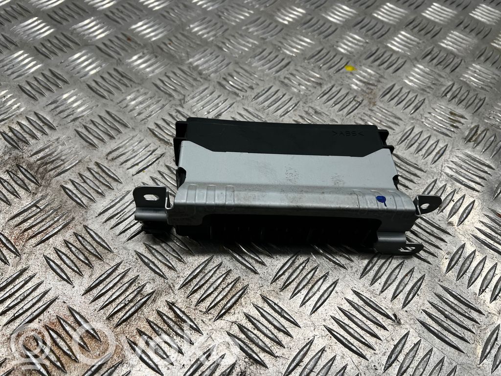Gearbox control unit/module   88281AG530,X1T18874M