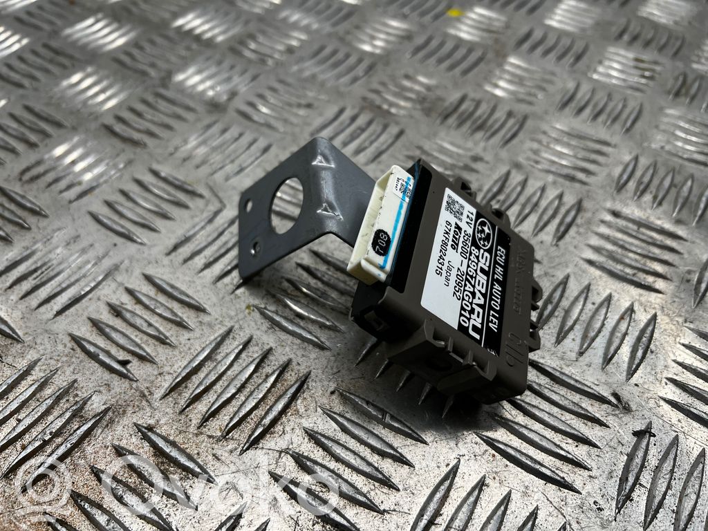 Subaru Outback Light module LCM 