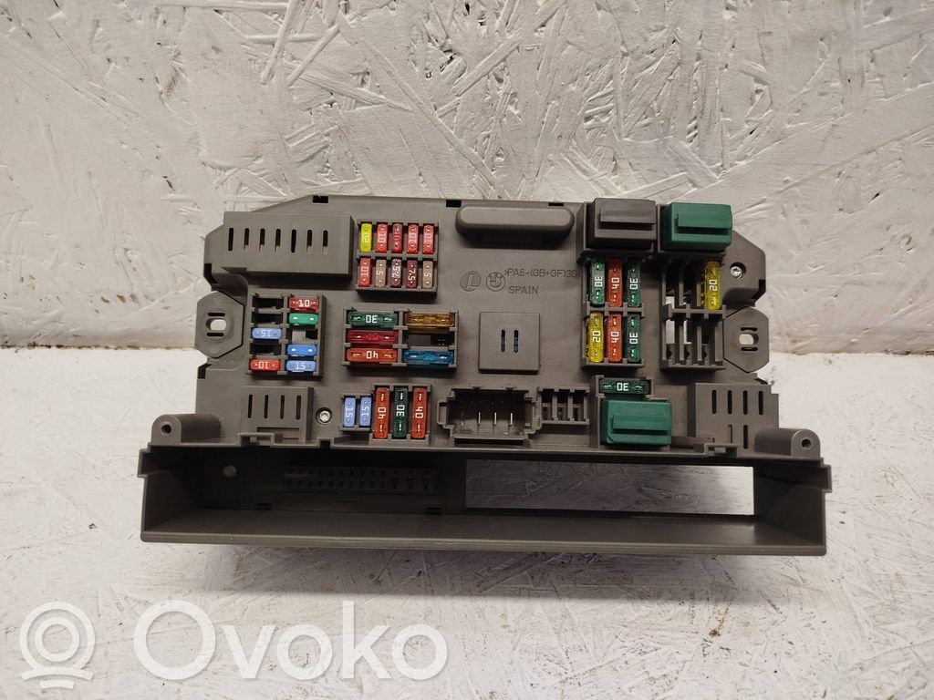 BMW X5 E70 Fuse module 