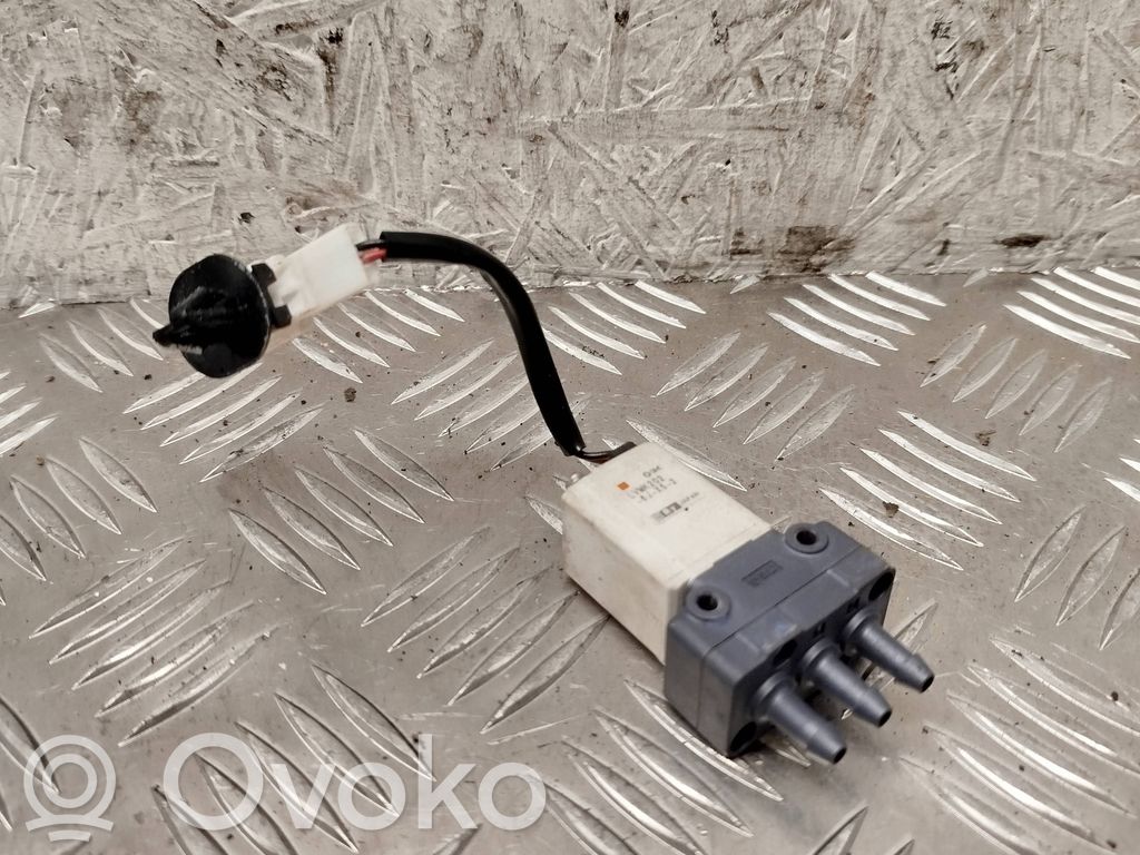 Nissan Qashqai Zawór podciśnieniowy 