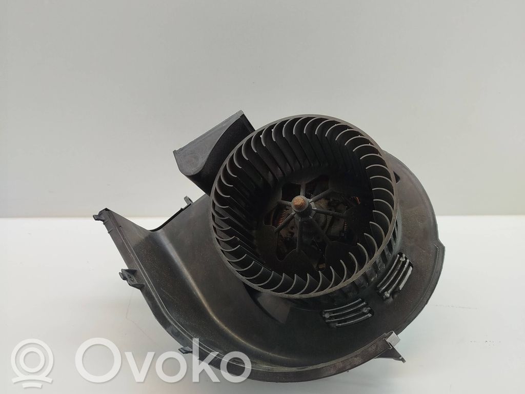 Renault Kadjar Pečiuko ventiliatorius/ putikas 