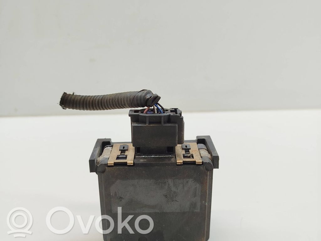 Radar / Czujnik Distronic   284384CB1A