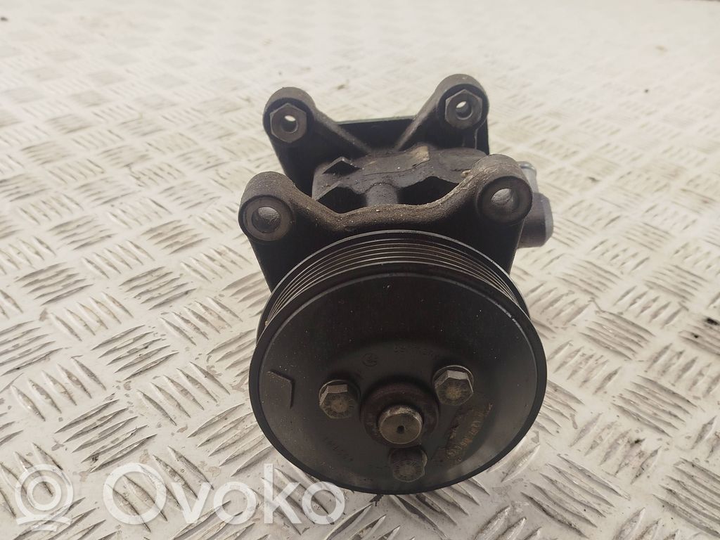 BMW X5 E70 Power steering pump 