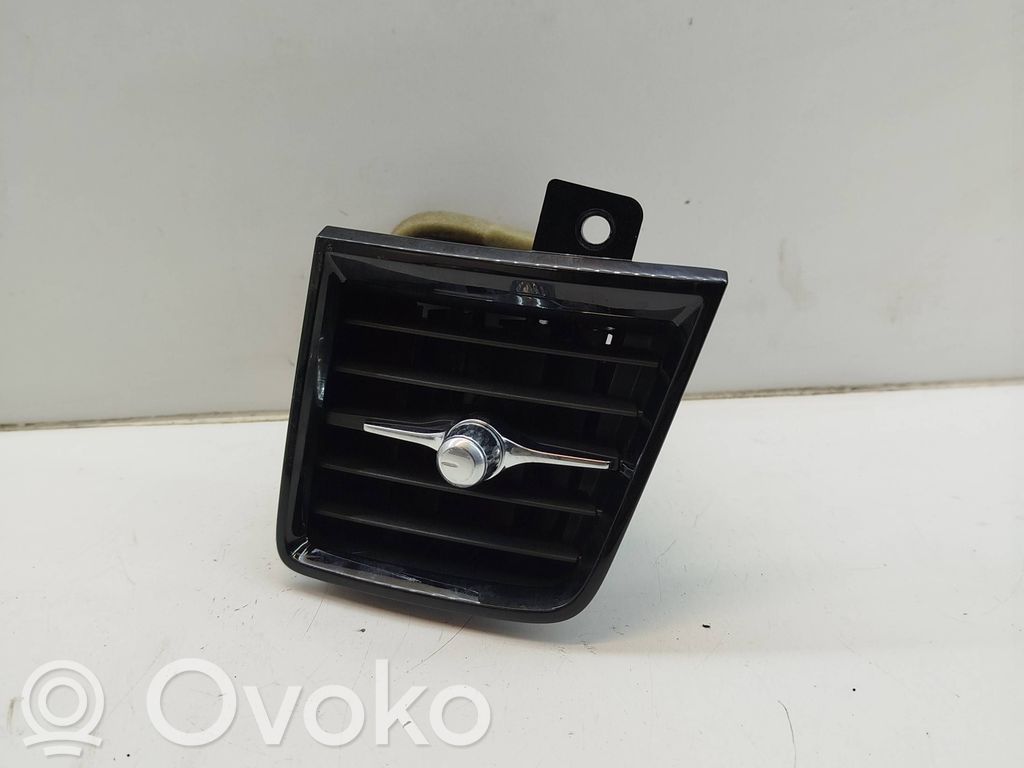 Volvo S90, V90 Boczna kratka nawiewu deski rozdzielczej 