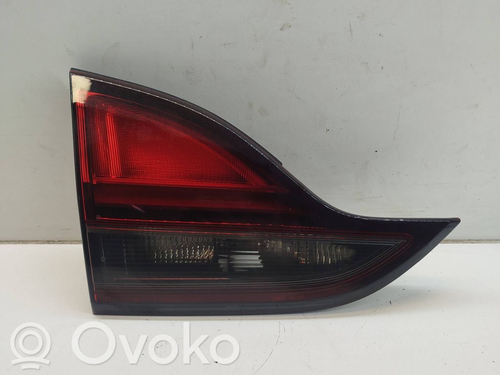 Opel Zafira C Lampy tylnej klapy bagażnika 