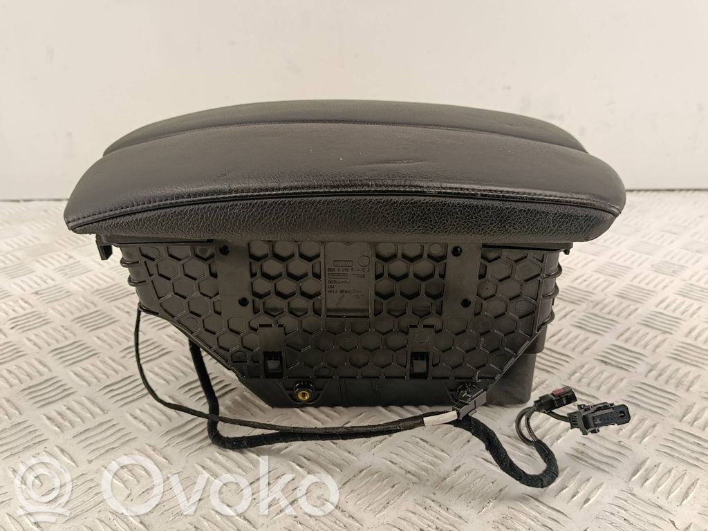 BMW X5 E70 Armrest 