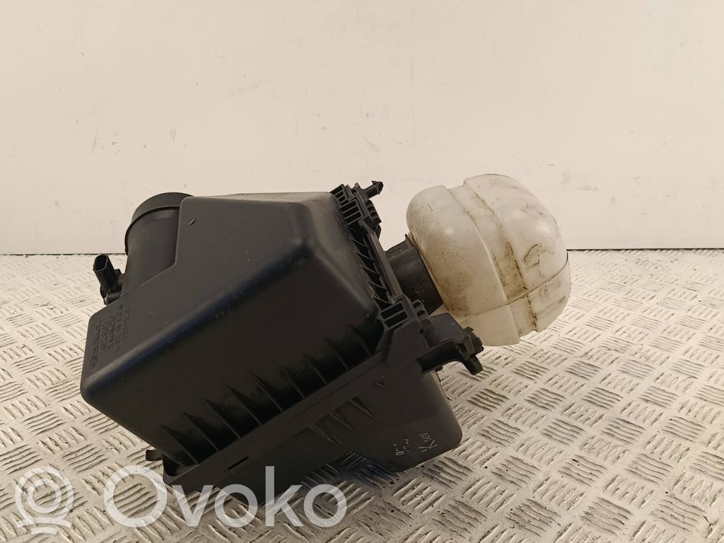 Subaru Outback (BS) Air filter box 