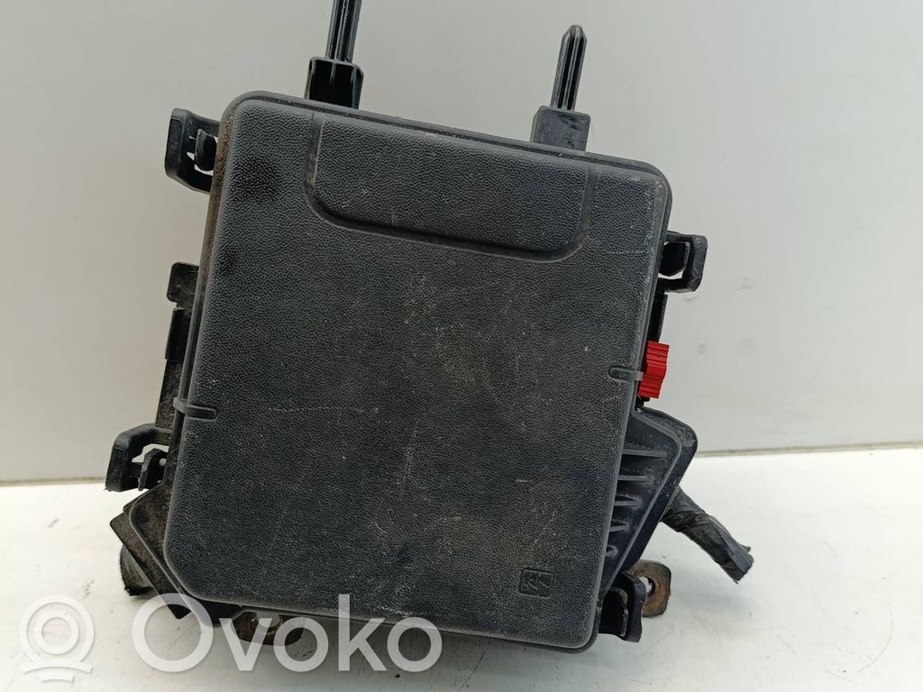 Renault Megane III Fuse module 