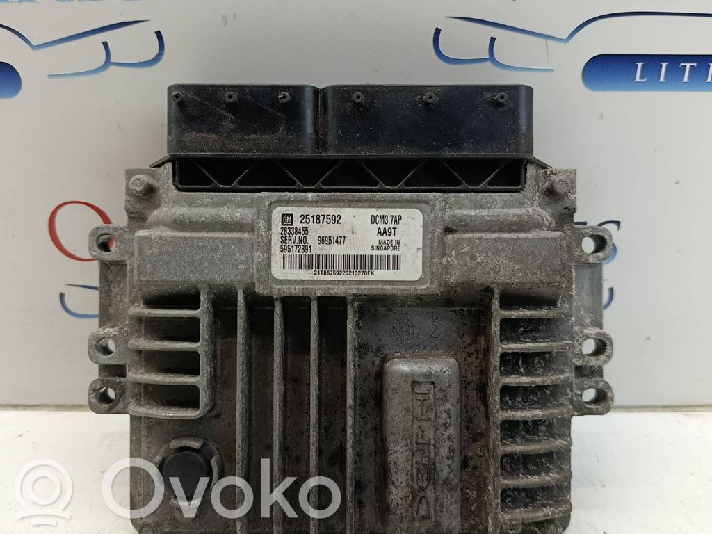 Chevrolet Captiva Moottorin ohjainlaite/moduuli 