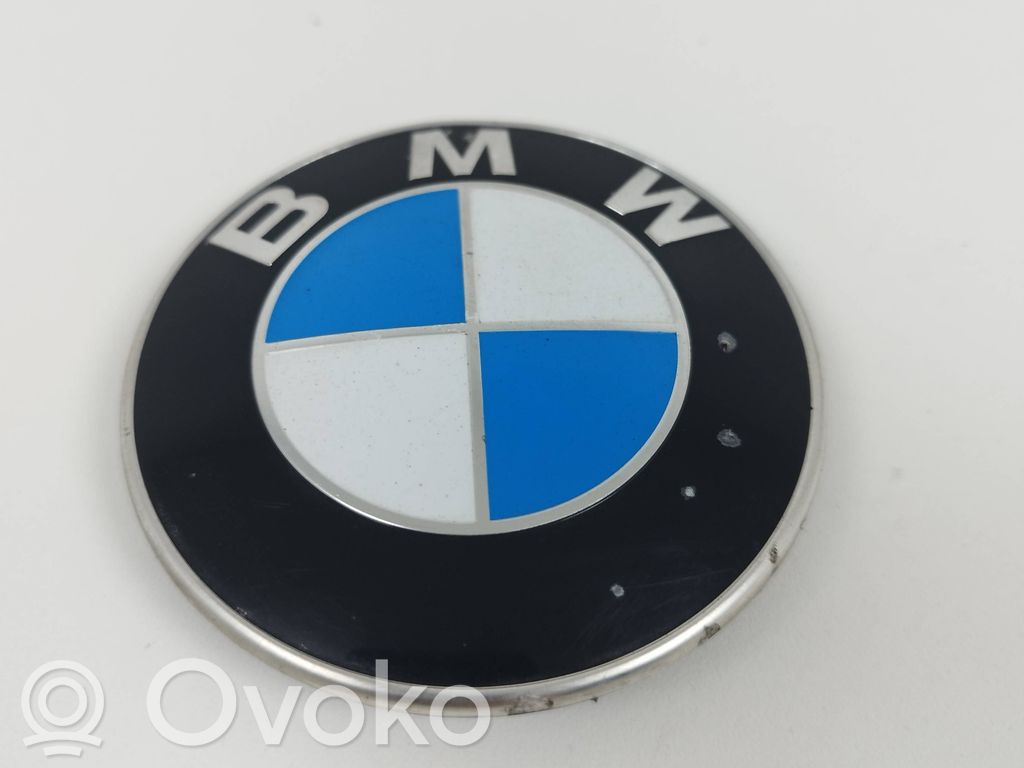BMW 5 F10 F11 Ražotāja emblēma 
