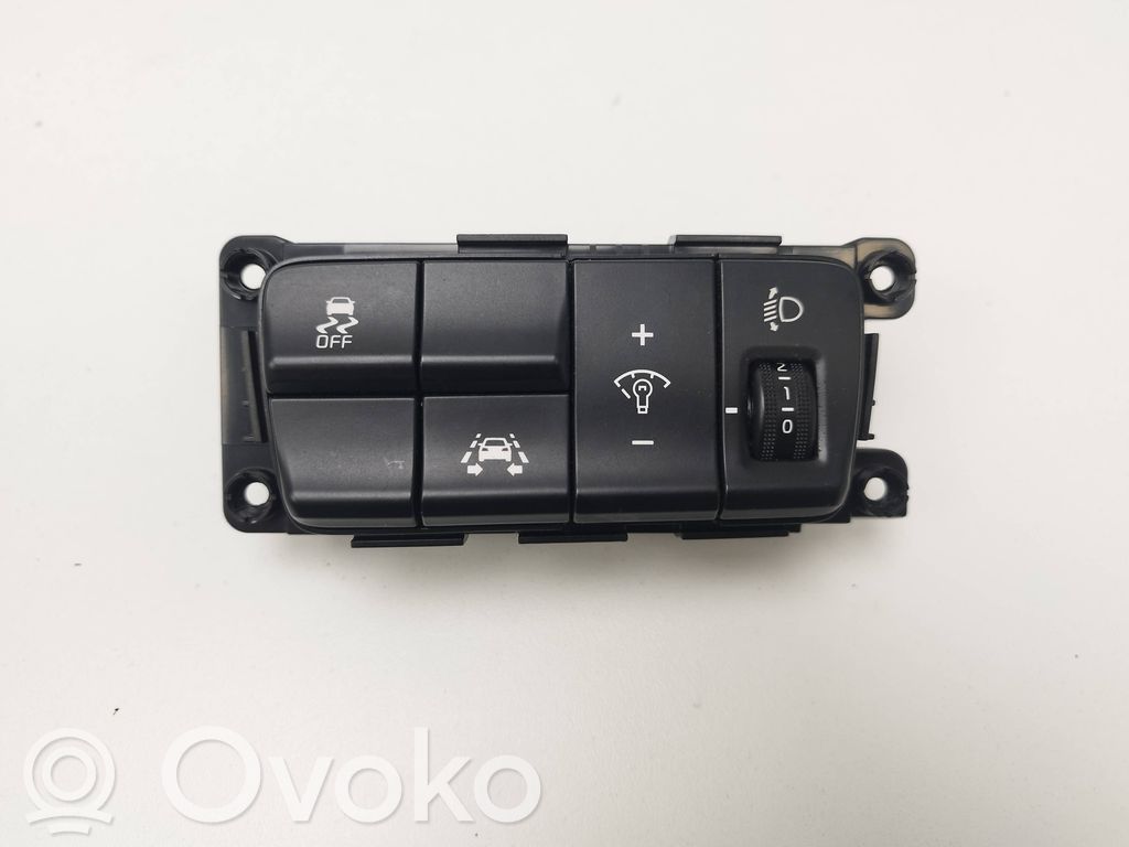 Przycisk / Pokrętło regulacji świateł   93700F1500WK,2018123143554,4C81A61000,050K016201
