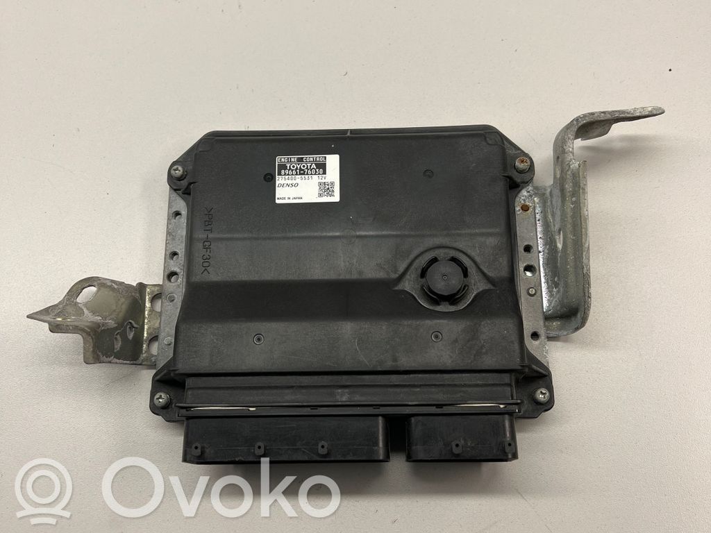 Lexus CT 200H Engine control unit/module 