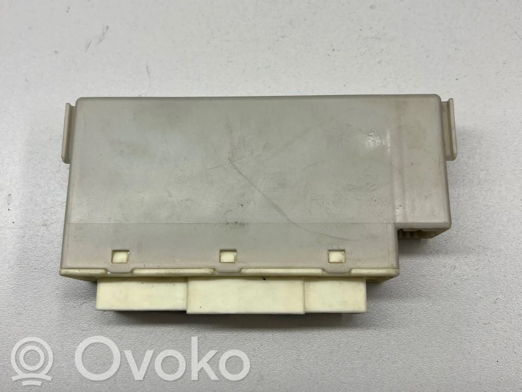 Lexus CT 200H Fuse box set 