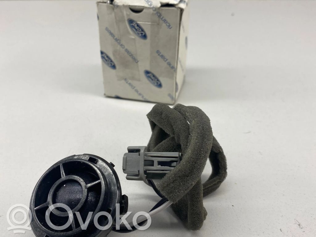 Ford Fiesta Front door high frequency speaker 