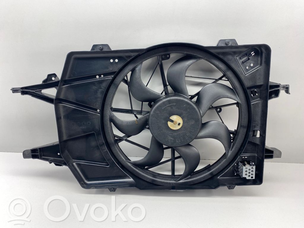 Ford Focus Elektrisks radiatoru ventilators 