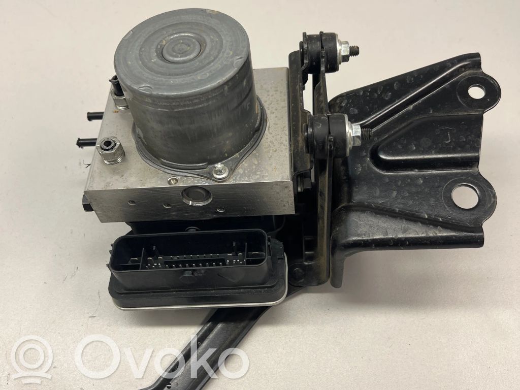 Toyota Yaris XP210 ABS bloks 