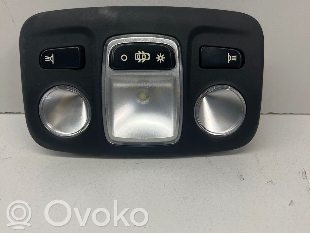 Opel Corsa F Фонарь освещения передних мест 