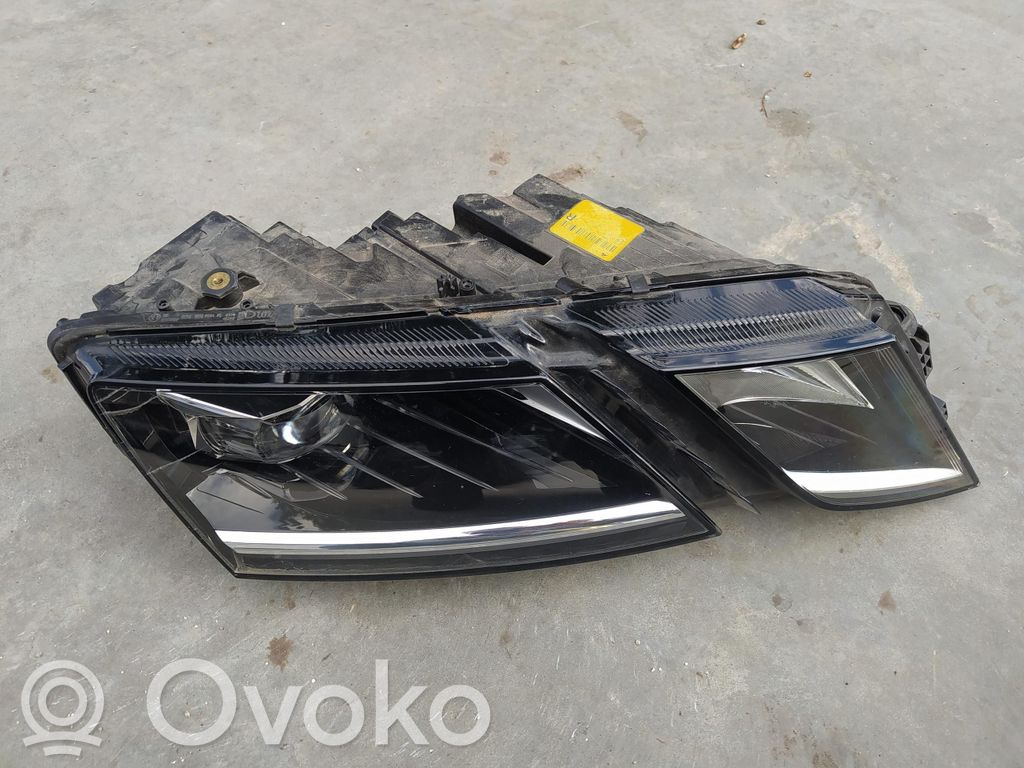 Skoda Octavia Mk3 (5E) Scheinwerfer 