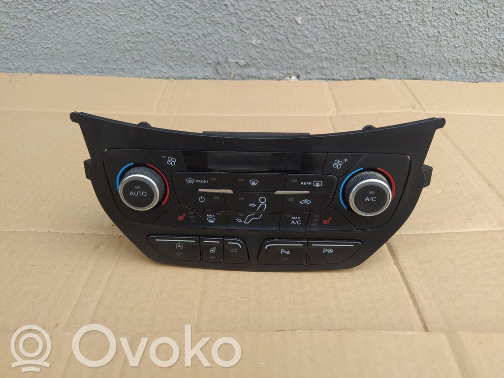 Ford Kuga II Panel klimatyzacji 