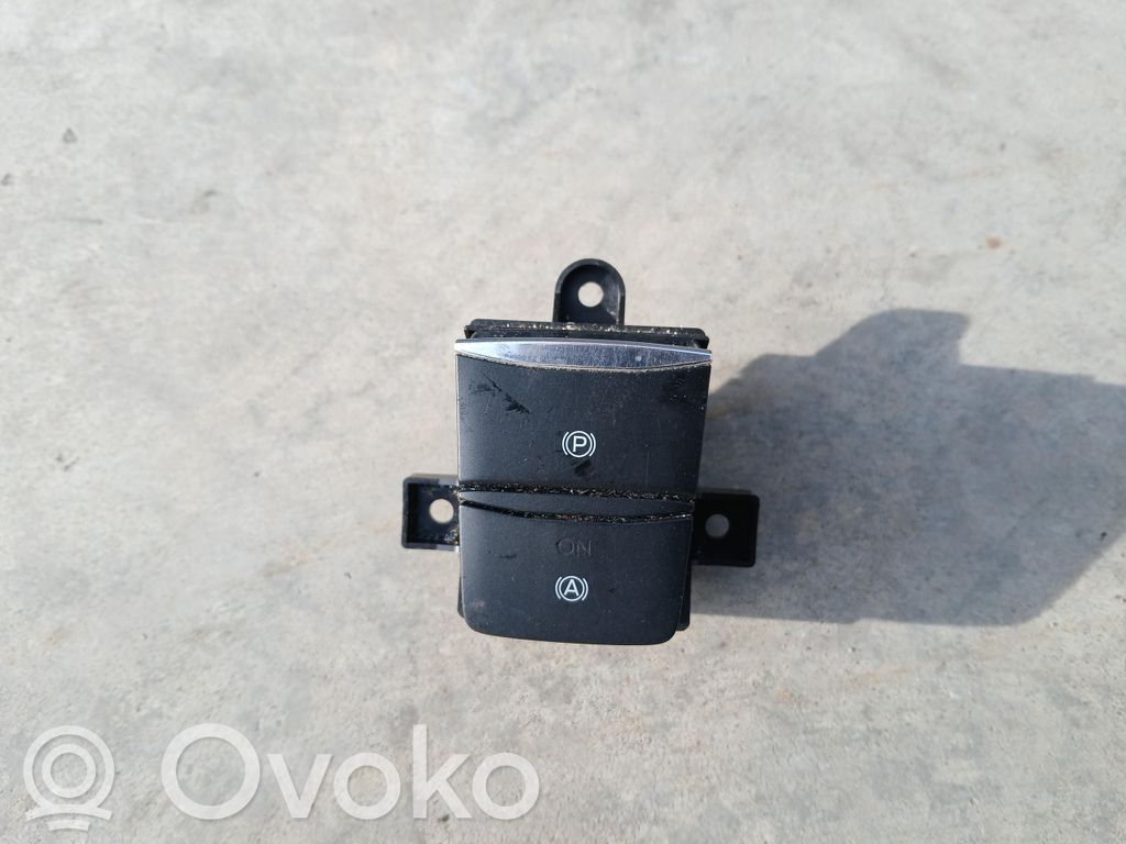 Ford Focus Parking PDC sensor display screen 