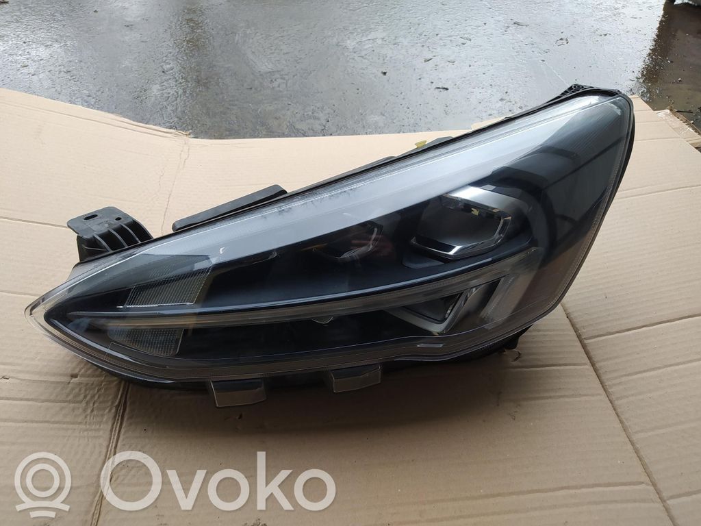 Ford Focus Priekinis žibintas 