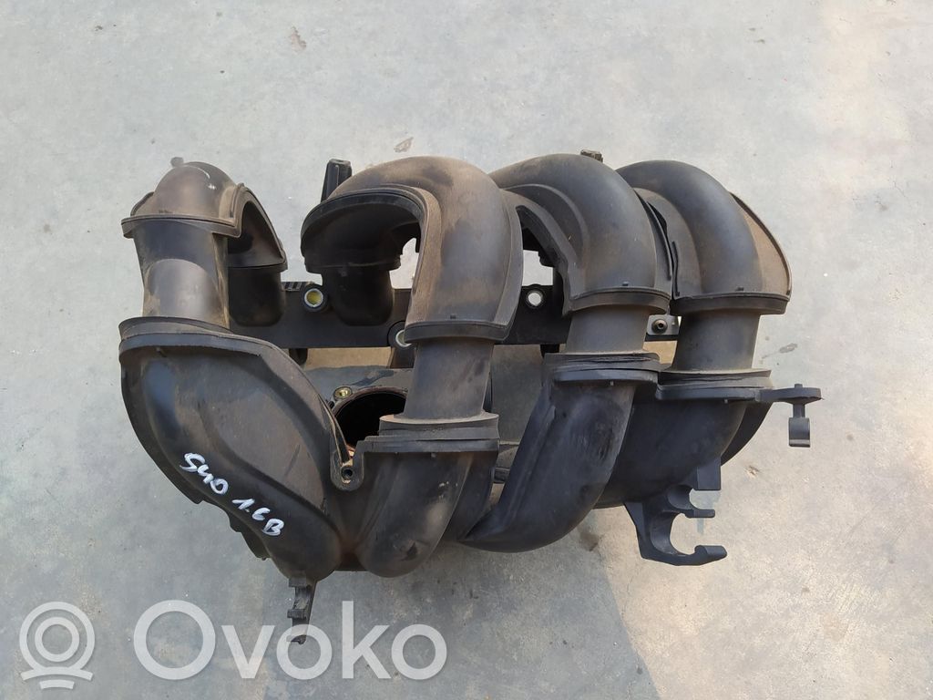 Volvo V50 Colector de admisión 