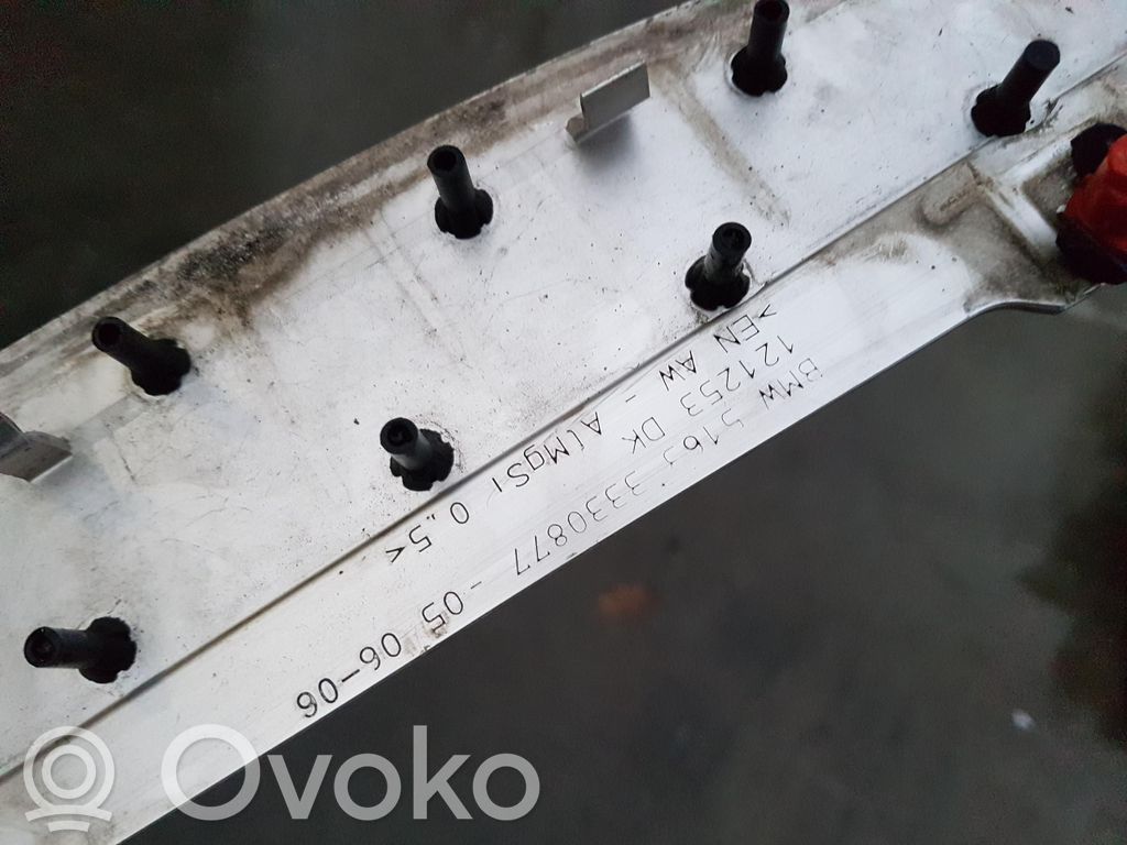 BMW X3 E83 Galinio kėbulo slenksčio apdaila 