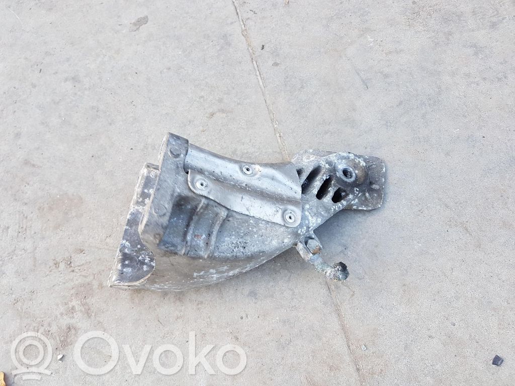Engine mount bracket   6777056,6777056