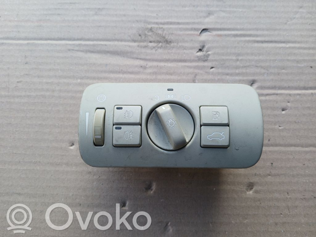 Valokatkaisija   30739422,30739422