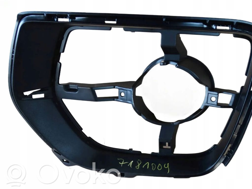 Front bumper lower grill   7181009