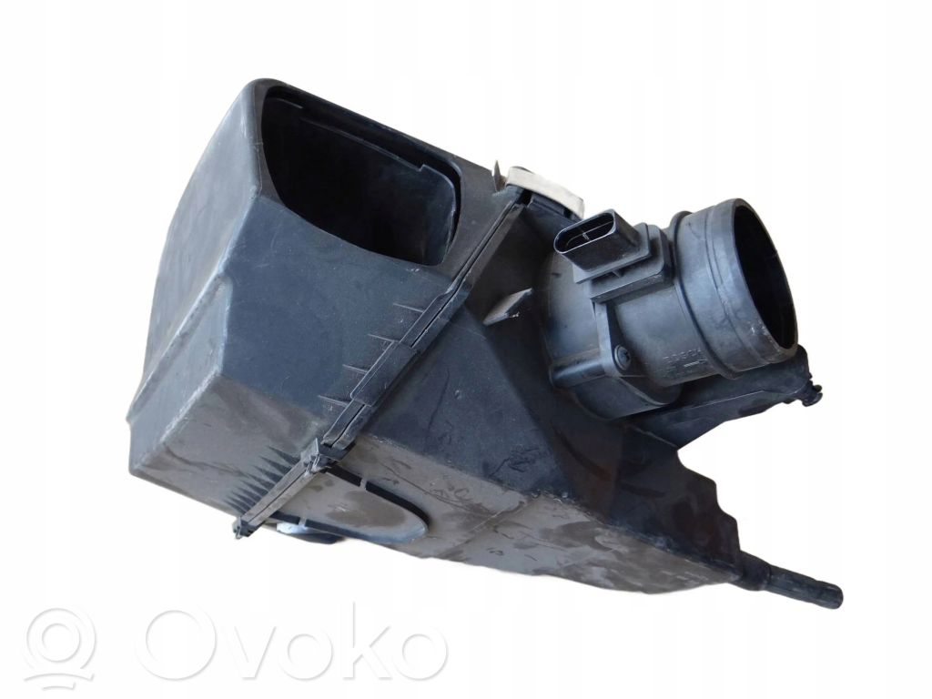 Audi A6 S6 C6 4F Wspornik / Mocowanie obudowy filtra powietrza 