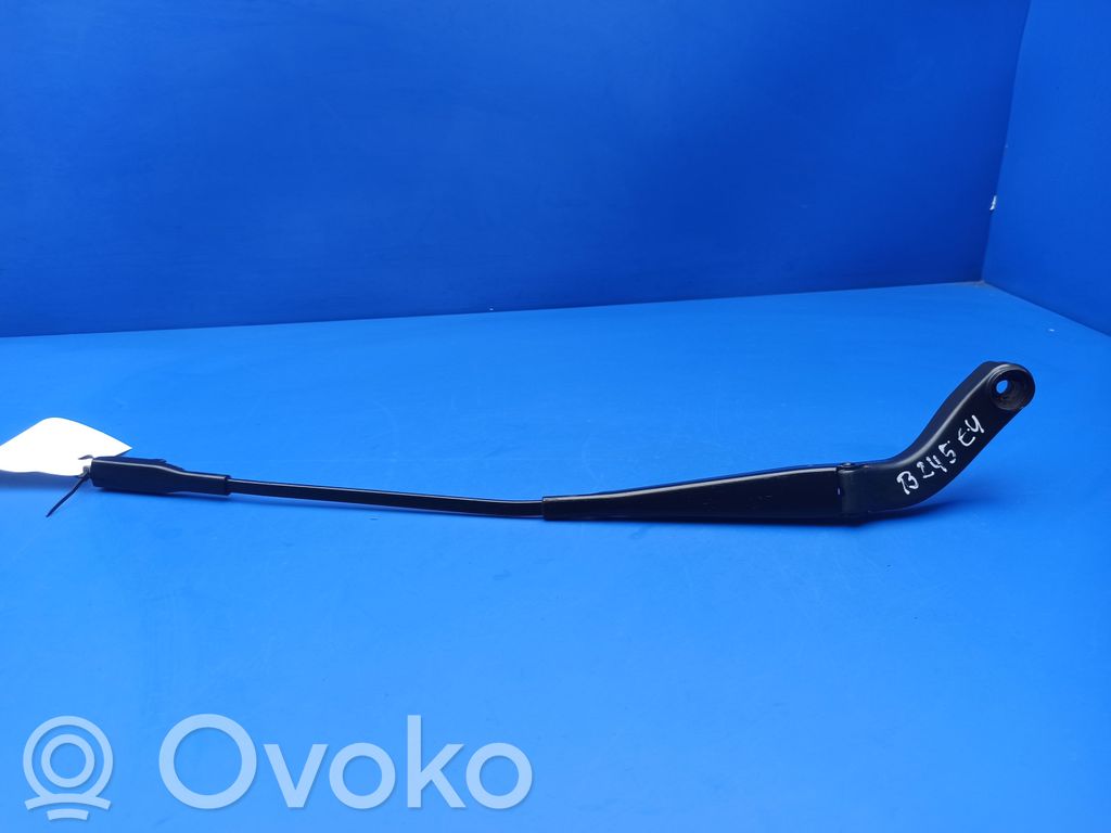 Mercedes-Benz B W245 Priekinio stiklo valytuvų kojelė 