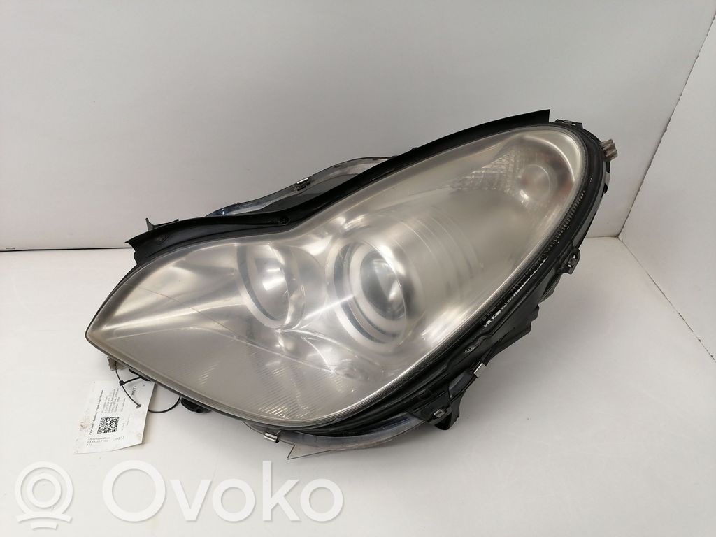 Mercedes-Benz CLS C219 Headlight/headlamp 